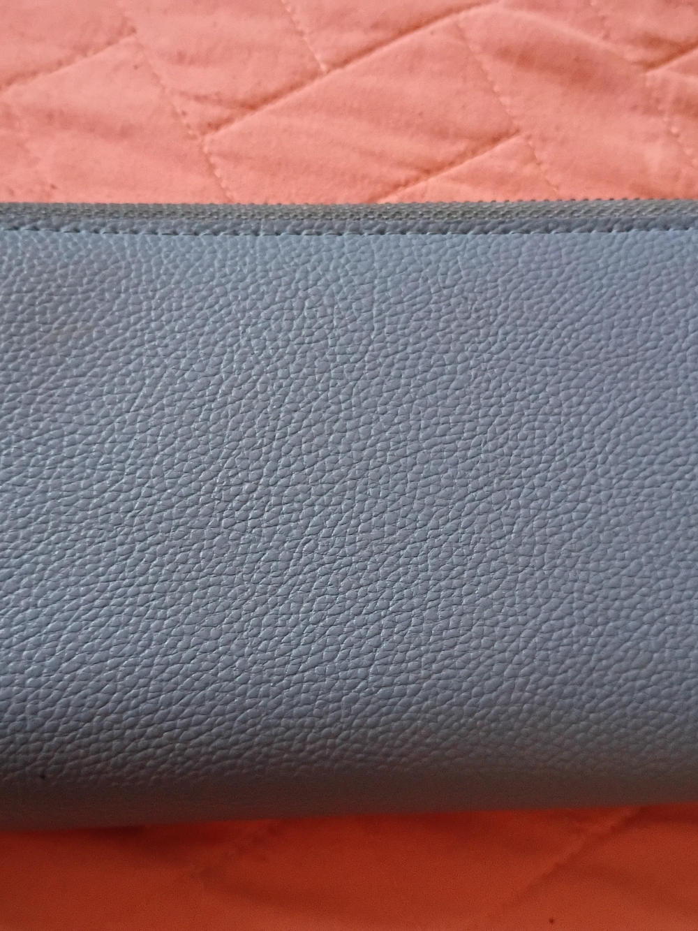 Jennifer Lopez Navy and Cream Colorblock Wallet with Gold JLO Plaque - Picture 2 of 4